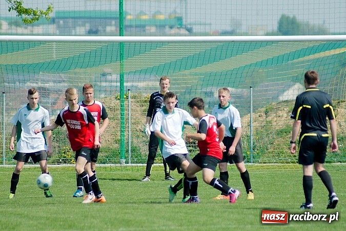 Zdjęcie w galerii na portalu naszraciborz.pl: Juniorzy Borucina bezlitośni dla nieboczowskiej Odry wiadomości z regionu