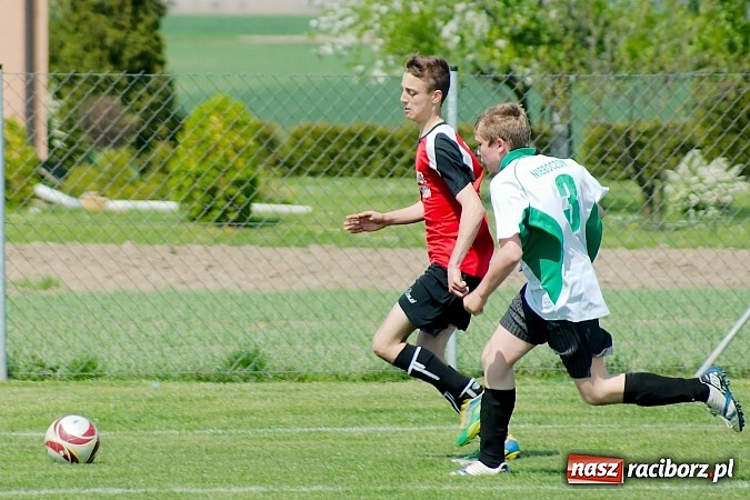 Zdjęcie w galerii na portalu naszraciborz.pl: Juniorzy Borucina bezlitośni dla nieboczowskiej Odry wiadomości z regionu