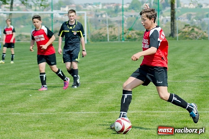 Zdjęcie w galerii na portalu naszraciborz.pl: Juniorzy Borucina bezlitośni dla nieboczowskiej Odry wiadomości z regionu