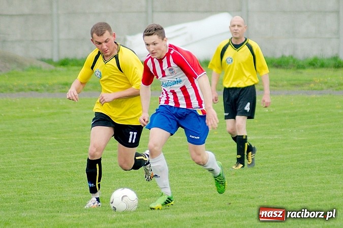 Zdjęcie w galerii na portalu naszraciborz.pl: Rezerwy Rogowa lepsze od Tworkowa wiadomości z regionu