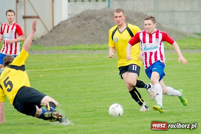 Zdjęcie w galerii na portalu naszraciborz.pl: Rezerwy Rogowa lepsze od Tworkowa wiadomości z regionu