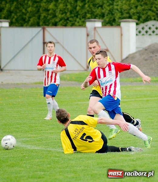 Zdjęcie w galerii na portalu naszraciborz.pl: Rezerwy Rogowa lepsze od Tworkowa wiadomości z regionu