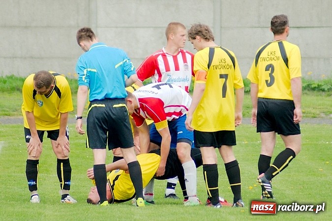 Zdjęcie w galerii na portalu naszraciborz.pl: Rezerwy Rogowa lepsze od Tworkowa wiadomości z regionu