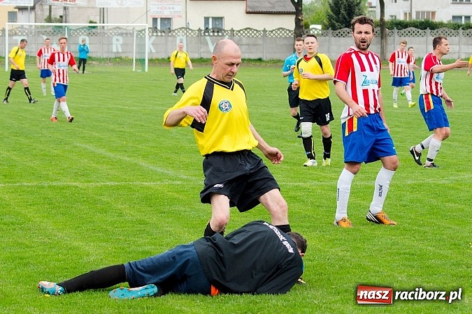 Zdjęcie w galerii na portalu naszraciborz.pl: Rezerwy Rogowa lepsze od Tworkowa wiadomości z regionu