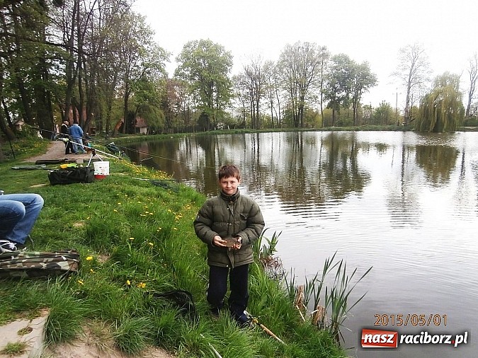 Zdjęcie w galerii na portalu naszraciborz.pl: Zawody wędkarskie na początek majówki wiadomości z regionu