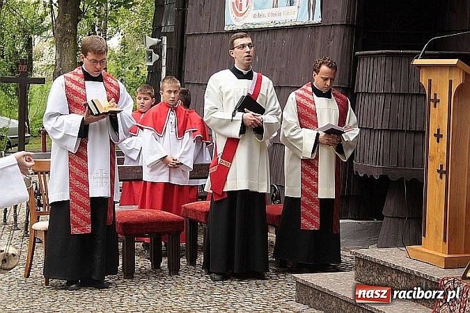 Zdjęcie w galerii na portalu naszraciborz.pl: Wyjątkowe nabożeństwo w Pietrowicach Wielkich  wiadomości z regionu