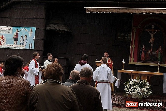 Zdjęcie w galerii na portalu naszraciborz.pl: Wyjątkowe nabożeństwo w Pietrowicach Wielkich  wiadomości z regionu