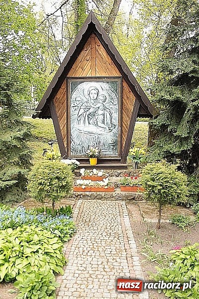 Zdjęcie w galerii na portalu naszraciborz.pl: Wyjątkowe nabożeństwo w Pietrowicach Wielkich  wiadomości z regionu