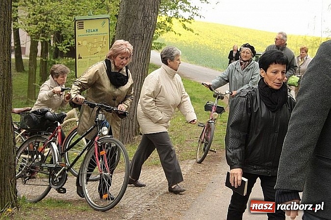 Zdjęcie w galerii na portalu naszraciborz.pl: Wyjątkowe nabożeństwo w Pietrowicach Wielkich  wiadomości z regionu