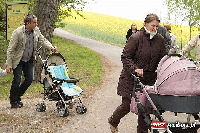 Zdjęcie w galerii na portalu naszraciborz.pl: Wyjątkowe nabożeństwo w Pietrowicach Wielkich  wiadomości z regionu