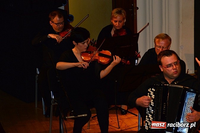 Zdjęcie w galerii na portalu naszraciborz.pl: Gliwicka Orkiestra Kameralna zagrała w RCK  wiadomości z regionu