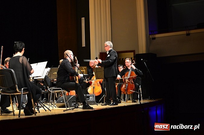 Zdjęcie w galerii na portalu naszraciborz.pl: Gliwicka Orkiestra Kameralna zagrała w RCK  wiadomości z regionu