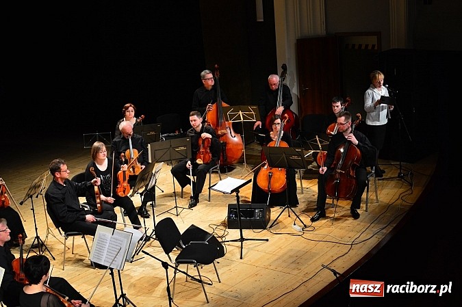 Zdjęcie w galerii na portalu naszraciborz.pl: Gliwicka Orkiestra Kameralna zagrała w RCK  wiadomości z regionu