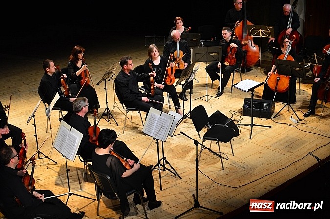 Zdjęcie w galerii na portalu naszraciborz.pl: Gliwicka Orkiestra Kameralna zagrała w RCK  wiadomości z regionu