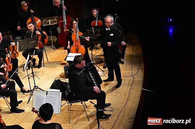 Zdjęcie w galerii na portalu naszraciborz.pl: Gliwicka Orkiestra Kameralna zagrała w RCK  wiadomości z regionu