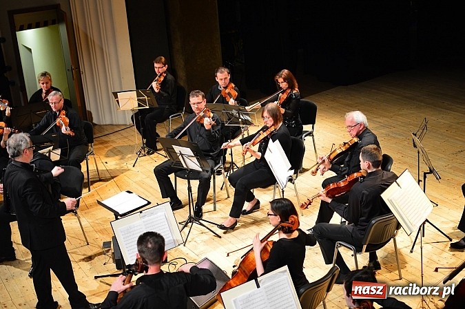 Zdjęcie w galerii na portalu naszraciborz.pl: Gliwicka Orkiestra Kameralna zagrała w RCK  wiadomości z regionu