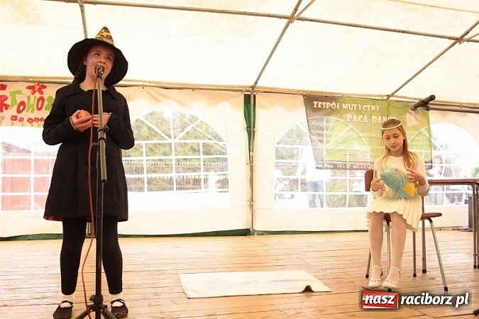 Zdjęcie w galerii na portalu naszraciborz.pl: Enigmatyczne kobiety Lou Bega na majówce? wiadomości z regionu