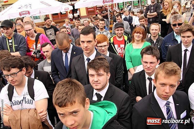 Zdjęcie w galerii na portalu naszraciborz.pl: Każdy jest kowalem swojego losu, czyli Janusz Korwin-Mikke w Raciborzu wiadomości z regionu