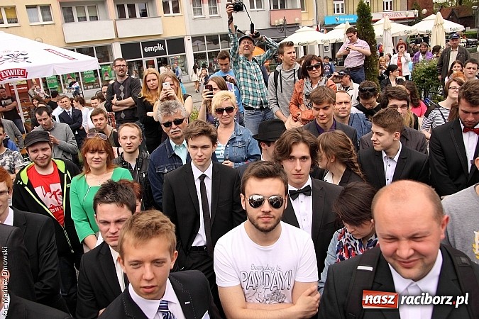 Zdjęcie w galerii na portalu naszraciborz.pl: Każdy jest kowalem swojego losu, czyli Janusz Korwin-Mikke w Raciborzu wiadomości z regionu