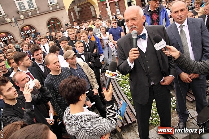 Zdjęcie w galerii na portalu naszraciborz.pl: Każdy jest kowalem swojego losu, czyli Janusz Korwin-Mikke w Raciborzu wiadomości z regionu