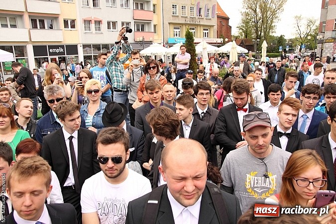 Zdjęcie w galerii na portalu naszraciborz.pl: Każdy jest kowalem swojego losu, czyli Janusz Korwin-Mikke w Raciborzu wiadomości z regionu