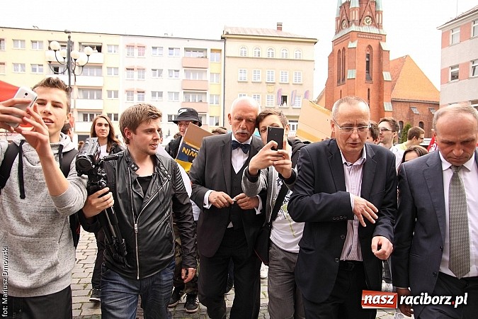 Zdjęcie w galerii na portalu naszraciborz.pl: Każdy jest kowalem swojego losu, czyli Janusz Korwin-Mikke w Raciborzu wiadomości z regionu