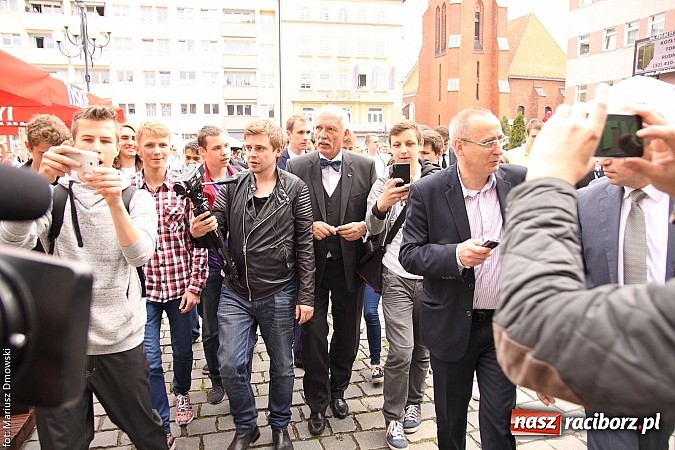 Zdjęcie w galerii na portalu naszraciborz.pl: Każdy jest kowalem swojego losu, czyli Janusz Korwin-Mikke w Raciborzu wiadomości z regionu