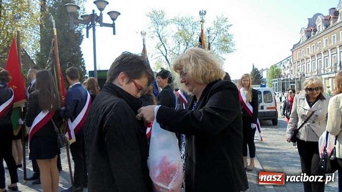 Zdjęcie w galerii na portalu naszraciborz.pl: Obchody 224. rocznicy uchwalenia Konstytucji 3 Maja  wiadomości z regionu