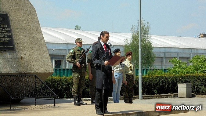 Zdjęcie w galerii na portalu naszraciborz.pl: Obchody 224. rocznicy uchwalenia Konstytucji 3 Maja  wiadomości z regionu