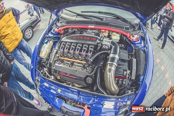 Zdjęcie w galerii na portalu naszraciborz.pl: Ponad tysiąc aut marki Alfa Romeo w jednym miejscu  wiadomości z regionu