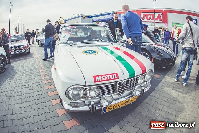 Zdjęcie w galerii na portalu naszraciborz.pl: Ponad tysiąc aut marki Alfa Romeo w jednym miejscu  wiadomości z regionu