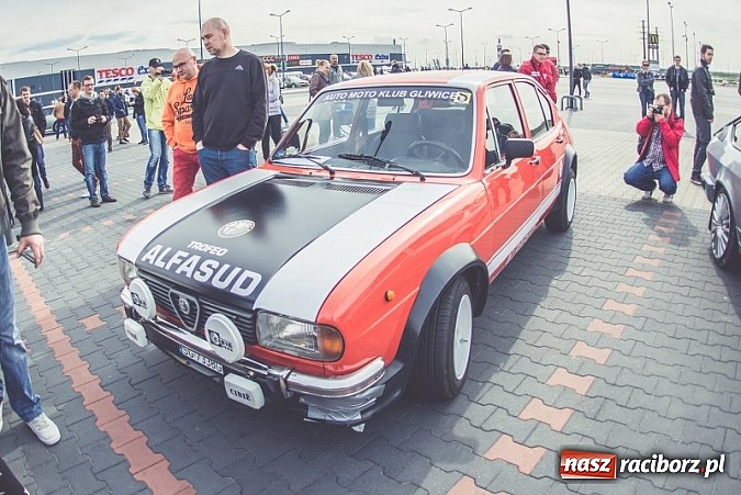 Zdjęcie w galerii na portalu naszraciborz.pl: Ponad tysiąc aut marki Alfa Romeo w jednym miejscu  wiadomości z regionu