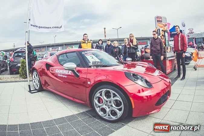 Zdjęcie w galerii na portalu naszraciborz.pl: Ponad tysiąc aut marki Alfa Romeo w jednym miejscu  wiadomości z regionu