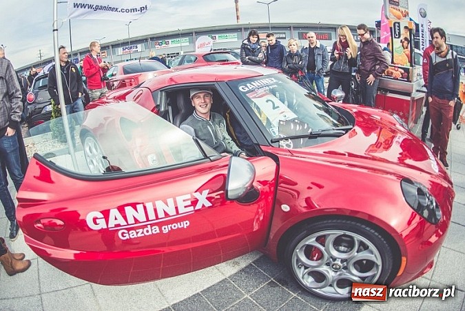 Zdjęcie w galerii na portalu naszraciborz.pl: Ponad tysiąc aut marki Alfa Romeo w jednym miejscu  wiadomości z regionu