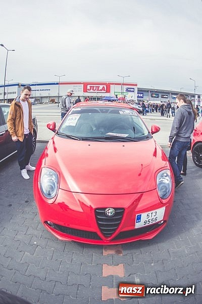 Zdjęcie w galerii na portalu naszraciborz.pl: Ponad tysiąc aut marki Alfa Romeo w jednym miejscu  wiadomości z regionu