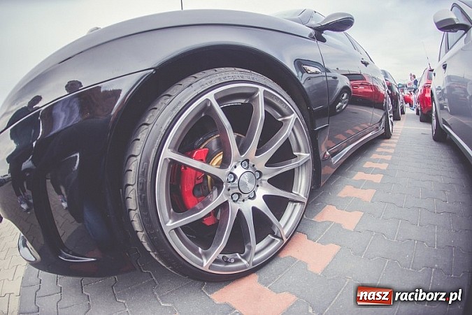 Zdjęcie w galerii na portalu naszraciborz.pl: Ponad tysiąc aut marki Alfa Romeo w jednym miejscu  wiadomości z regionu