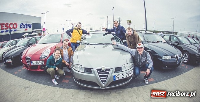 Zdjęcie w galerii na portalu naszraciborz.pl: Ponad tysiąc aut marki Alfa Romeo w jednym miejscu  wiadomości z regionu