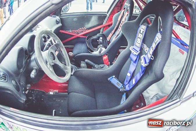 Zdjęcie w galerii na portalu naszraciborz.pl: Ponad tysiąc aut marki Alfa Romeo w jednym miejscu  wiadomości z regionu