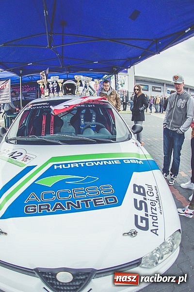 Zdjęcie w galerii na portalu naszraciborz.pl: Ponad tysiąc aut marki Alfa Romeo w jednym miejscu  wiadomości z regionu