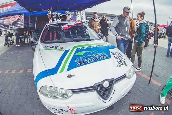 Zdjęcie w galerii na portalu naszraciborz.pl: Ponad tysiąc aut marki Alfa Romeo w jednym miejscu  wiadomości z regionu