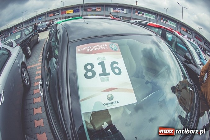 Zdjęcie w galerii na portalu naszraciborz.pl: Ponad tysiąc aut marki Alfa Romeo w jednym miejscu  wiadomości z regionu