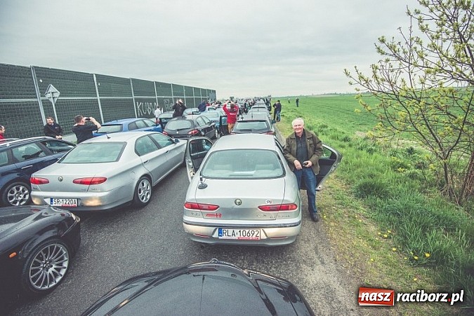 Zdjęcie w galerii na portalu naszraciborz.pl: Ponad tysiąc aut marki Alfa Romeo w jednym miejscu  wiadomości z regionu