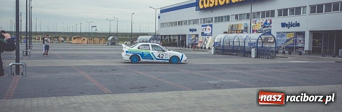 Zdjęcie w galerii na portalu naszraciborz.pl: Ponad tysiąc aut marki Alfa Romeo w jednym miejscu  wiadomości z regionu