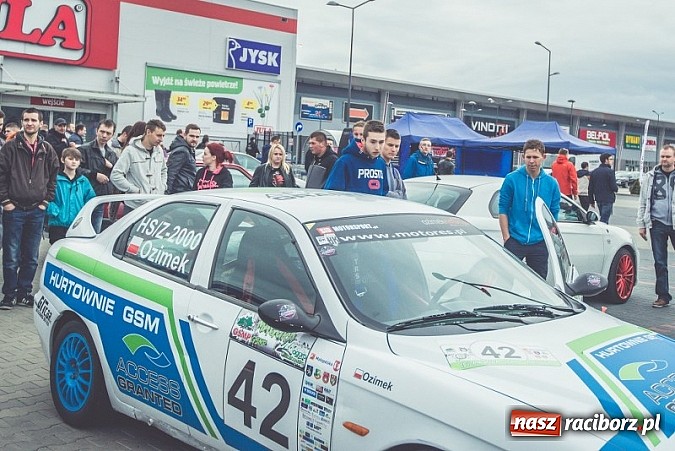 Zdjęcie w galerii na portalu naszraciborz.pl: Ponad tysiąc aut marki Alfa Romeo w jednym miejscu  wiadomości z regionu