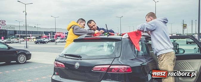 Zdjęcie w galerii na portalu naszraciborz.pl: Ponad tysiąc aut marki Alfa Romeo w jednym miejscu  wiadomości z regionu