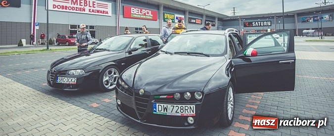 Zdjęcie w galerii na portalu naszraciborz.pl: Ponad tysiąc aut marki Alfa Romeo w jednym miejscu  wiadomości z regionu