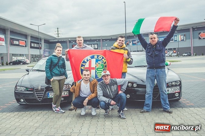 Zdjęcie w galerii na portalu naszraciborz.pl: Ponad tysiąc aut marki Alfa Romeo w jednym miejscu  wiadomości z regionu