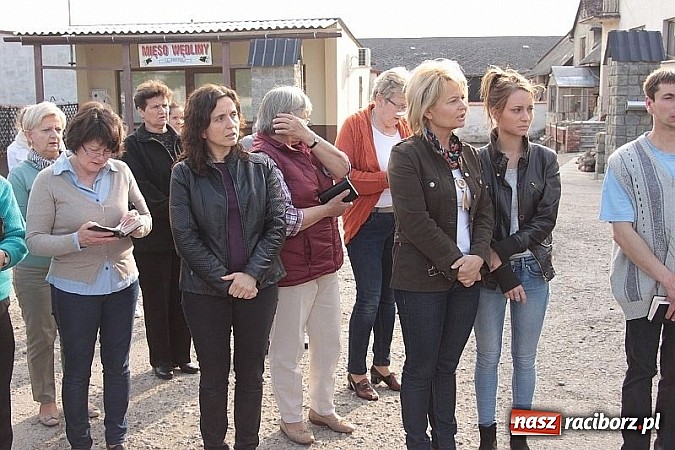 Zdjęcie w galerii na portalu naszraciborz.pl: Wojnowiczanie poszli w procesji do św. Floriana wiadomości z regionu