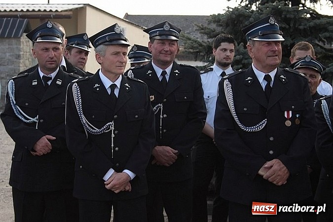 Zdjęcie w galerii na portalu naszraciborz.pl: Wojnowiczanie poszli w procesji do św. Floriana wiadomości z regionu