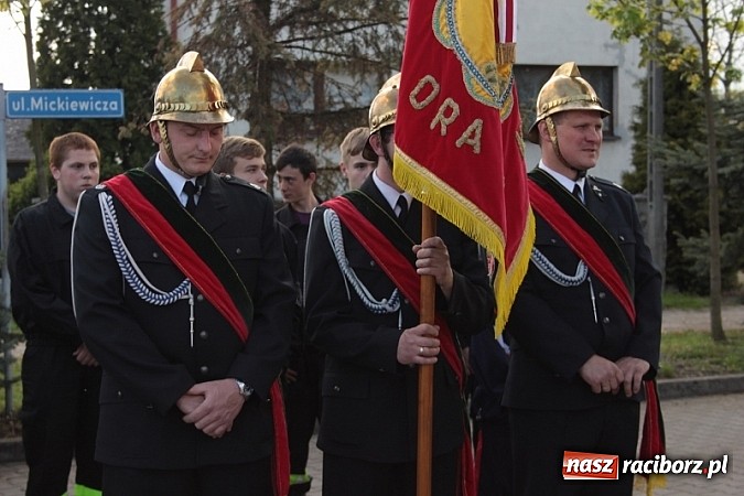 Zdjęcie w galerii na portalu naszraciborz.pl: Wojnowiczanie poszli w procesji do św. Floriana wiadomości z regionu